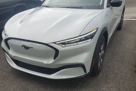 Ford Mustang Mach-E Select AWD 2023