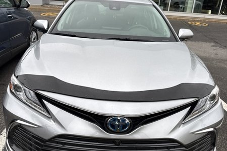 2022 Toyota Camry XLE HYBRIDE