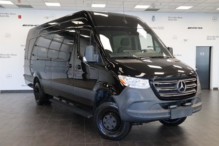 2022 Mercedes-Benz Sprinter 4x4 3500XD Crew Van 170