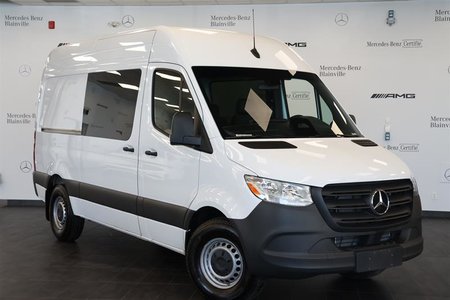 2025 Mercedes-Benz Sprinter Crew Van 2500 High Roof I4 Diesel 144