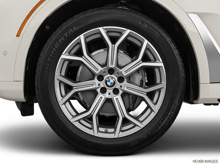 BMW X7 xDrive40i 2022 - photo 4