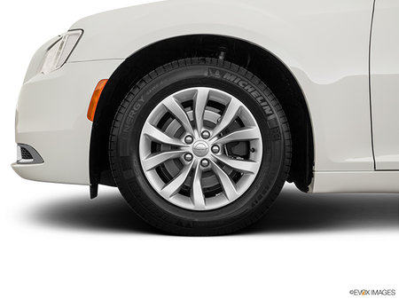 Chrysler 300 Touring 2022 - photo 4