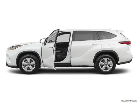 Toyota Highlander LE 2022 - photo 1