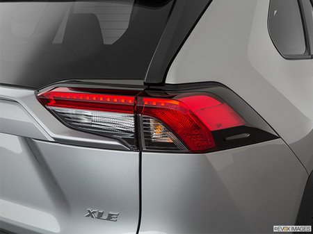 Toyota RAV4 XLE 2022 - photo 4