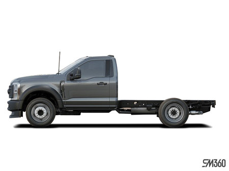 Ford Super Duty F-600 DRW Chassis Cab XL 2023 - photo 1