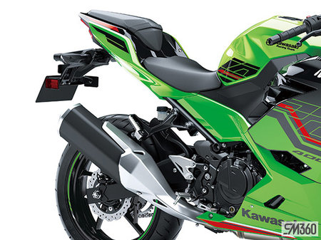Kawasaki ninja 400 hotsell on road price