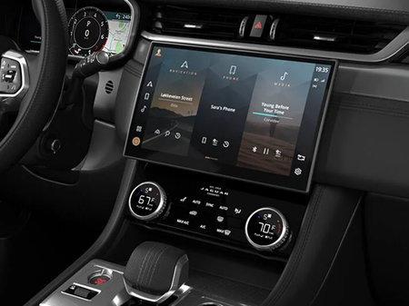 Jaguar F-PACE SVR 575 Edition Final 2026 - photo 5