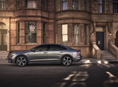 Volkswagen présente la nouvelle Passat 2020 à Détroit