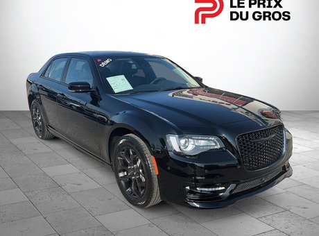 Chrysler 300 Touring L AWD 2023