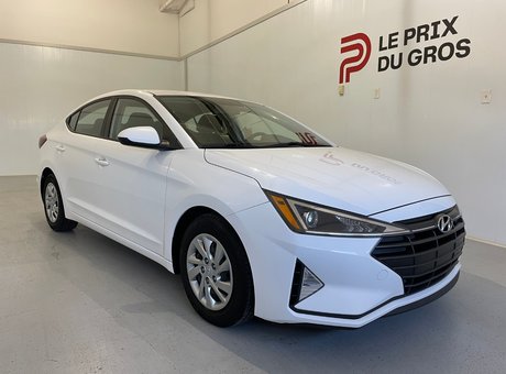 Hyundai Elantra ESSENTIAL SE 2020