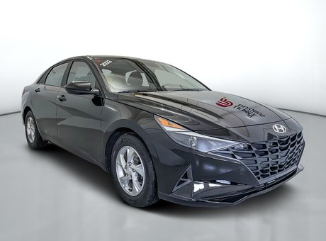 2022 Hyundai Elantra Essential