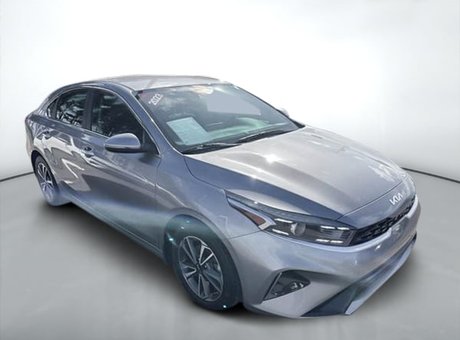 2023 Kia Forte EX