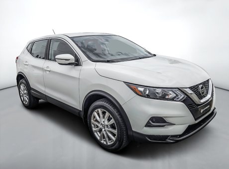 2021 Nissan Qashqai S