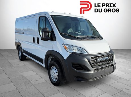 Ram ProMaster fourgonnette utilitaire 2500 toit bas 2023