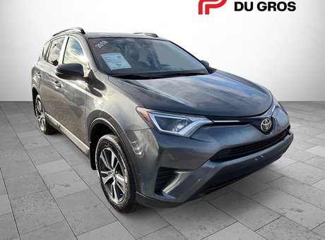 Toyota RAV4 LE 2018