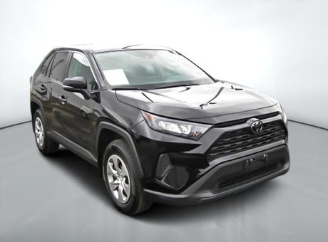 Toyota RAV4 LE 2023