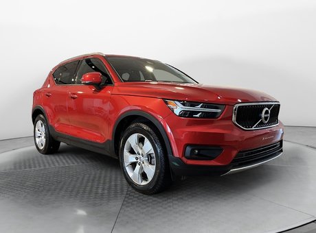 Volvo XC40 T5 MOMENTUM // AWD // TOIT PANORAMIQUE 2020