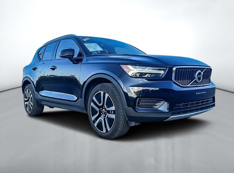 Volvo XC40 T5 MOMENTUM 2022
