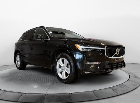 Volvo XC60 B5 MOMENTUM // AWD // TOIT PANORAMIQUE 2022