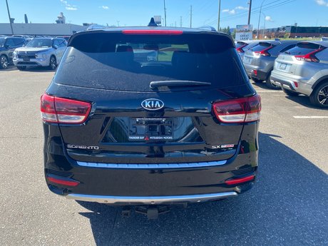 2016 Kia Sorento 2.0L Turbo SX in Thunder Bay, Ontario - 3 - w460h350px