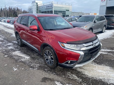 2016 Mitsubishi Outlander ES PREMIUM in Thunder Bay, Ontario - 3 - w460h350px