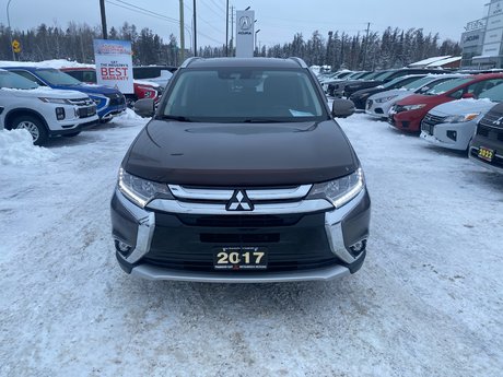2017 Mitsubishi Outlander GT in Thunder Bay, Ontario - 2 - w460h350px