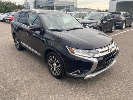 2018 Mitsubishi Outlander GT in Thunder Bay, Ontario - 3 - w460h350px