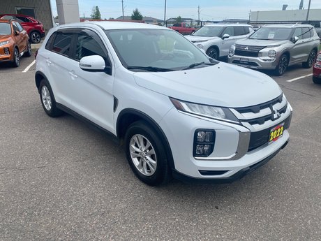 2022 Mitsubishi RVR SE 4X4 in Thunder Bay, Ontario - 3 - w460h350px