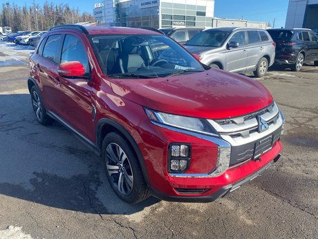 2024 Mitsubishi RVR SEL in Thunder Bay, Ontario - 3 - w460h350px