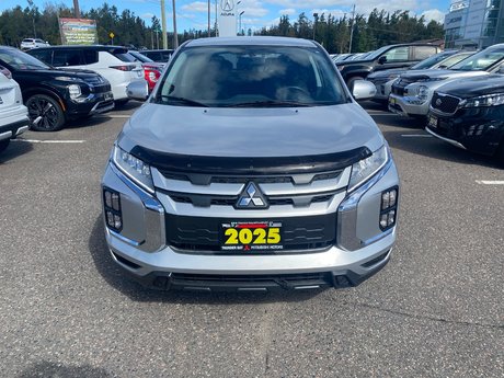 2025 Mitsubishi RVR SE 4X4 in Thunder Bay, Ontario - 2 - w460h350px