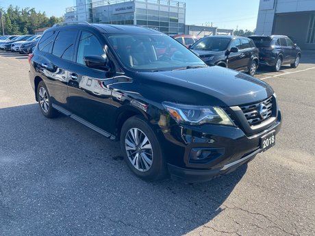 2018 Nissan Pathfinder SV TECH in Thunder Bay, Ontario - 3 - w460h350px