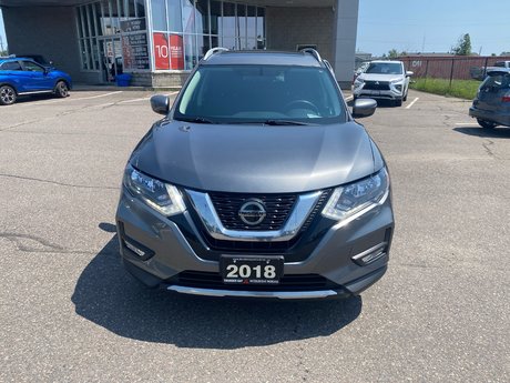 2018 Nissan Rogue SV in Thunder Bay, Ontario - 2 - w460h350px