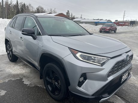 2021 Toyota RAV4 XSE Hybrid in Thunder Bay, Ontario - 3 - w460h350px