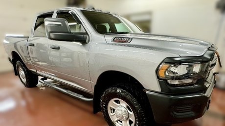 2023 Ram 2500 Tradesman Crew Cab 4x4 6.4L