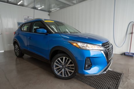 2025 Nissan Kicks Play SV