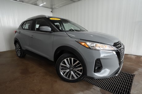 2025 Nissan Kicks Play SV