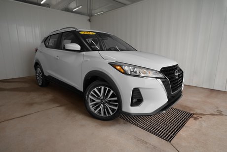 2025 Nissan Kicks Play SV