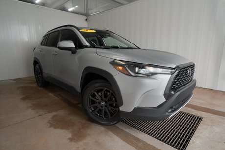 2023 Toyota Corolla Cross LE AWD