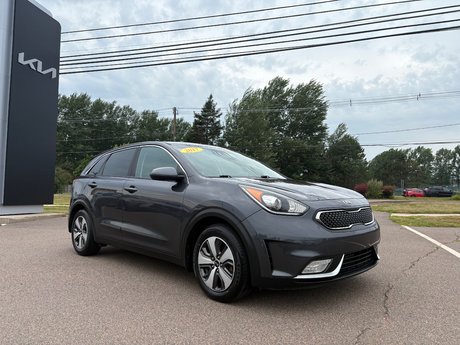 2017 Kia NIRO L