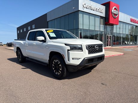 2022 Nissan Frontier SV 4x4 Crew Cab