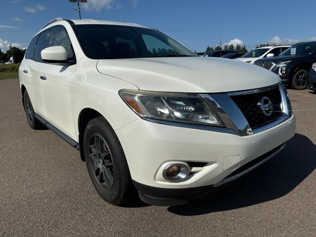 2015 Nissan Pathfinder SV 4WD