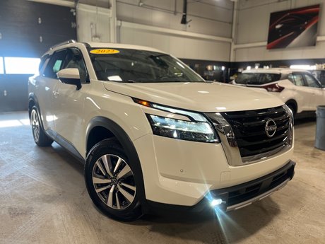 2022 Nissan Pathfinder SL AWD