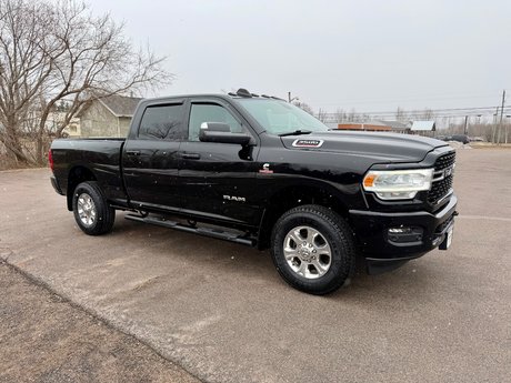 2022 Ram 3500 Big Horn Cummins Crew Cab 4x4