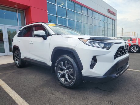 2020 Toyota RAV4 XLE