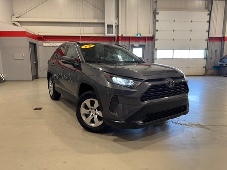 2020 Toyota RAV4 LE AWD
