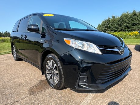 2019 Toyota Sienna LE AWD