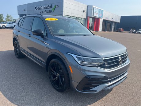 2023 Volkswagen Tiguan Comfortline R-Line Black Edition AWD
