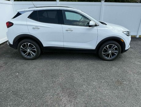 2023 Buick Encore GX Essence | Leather | SunRoof | Warranty until 2027