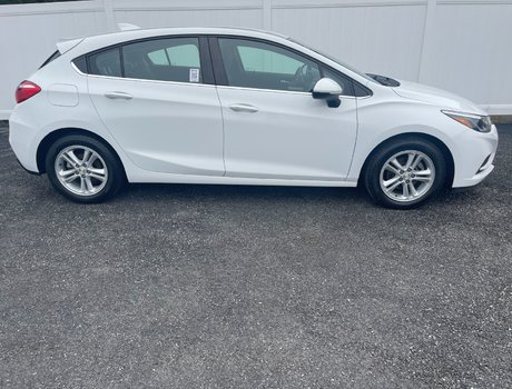 2017 Chevrolet Cruze LT | Cam | USB | HtdSeats | Bluetooth | Keyless