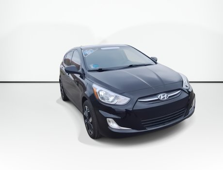 2017 Hyundai ACCENT SE | Roof | USB